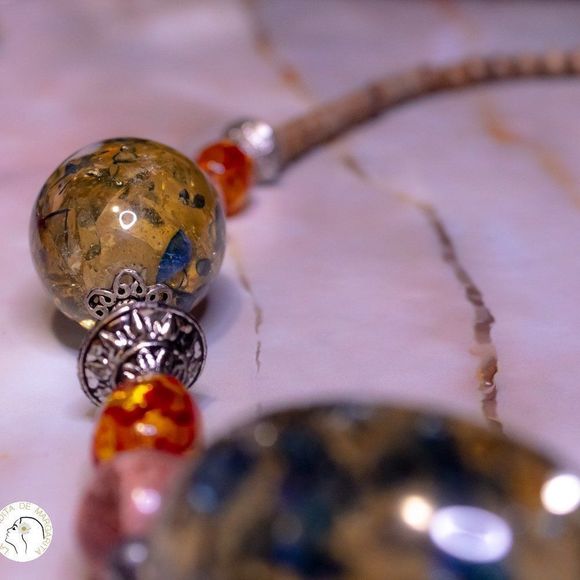 Vintage looking necklace - Picture 3 of 3